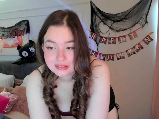 HoneyGlow live cam on BongaCams