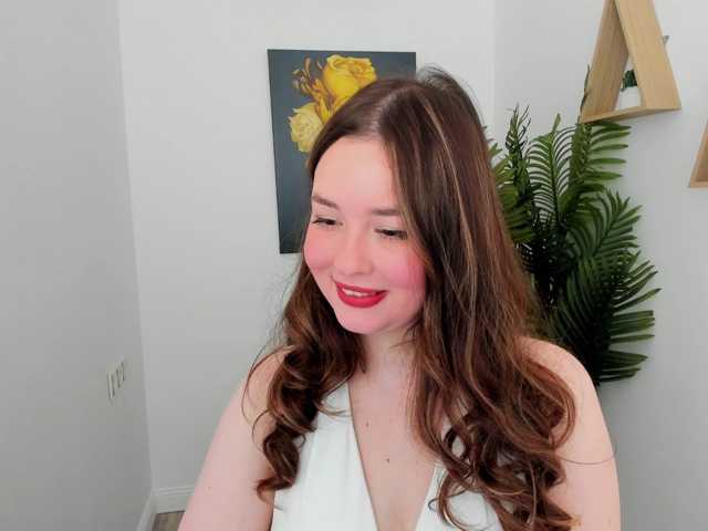 HoneyGlow live cam on BongaCams