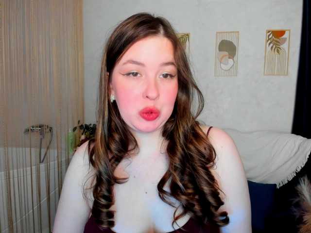 HoneyGlow live cam on BongaCams