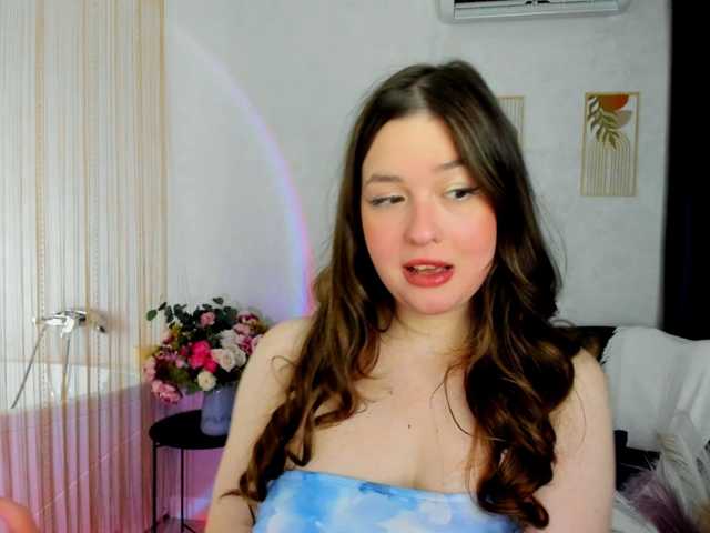 HoneyGlow live cam on BongaCams