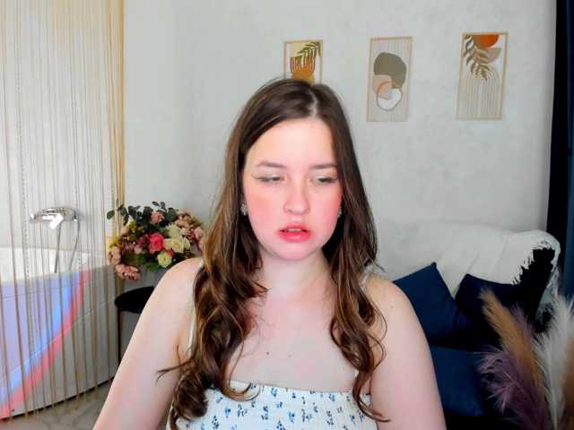 HoneyGlow live cam on BongaCams