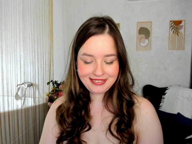 HoneyGlow live cam on BongaCams