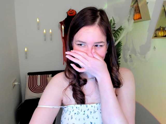 HoneyGlow live cam on BongaCams