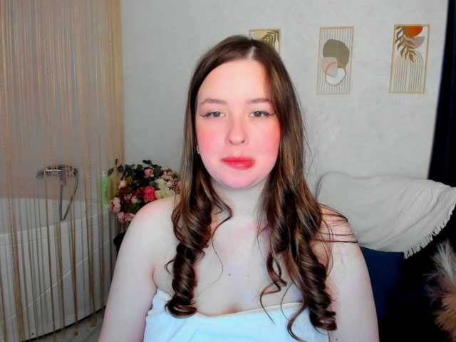 HoneyGlow live cam on BongaCams