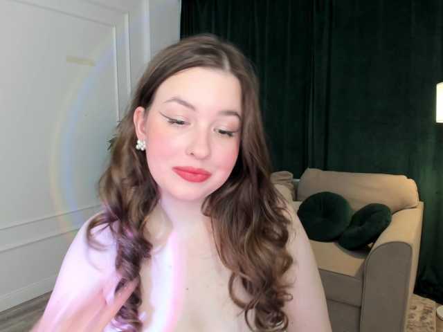 HoneyGlow live cam on BongaCams
