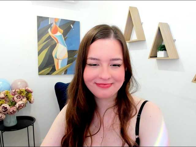 HoneyGlow live cam on BongaCams