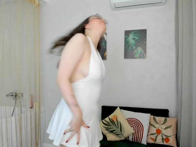 HoneyGlow live cam on BongaCams