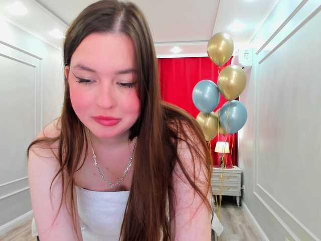 HoneyGlow live cam on BongaCams