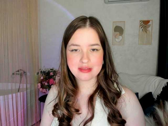 HoneyGlow live cam on BongaCams