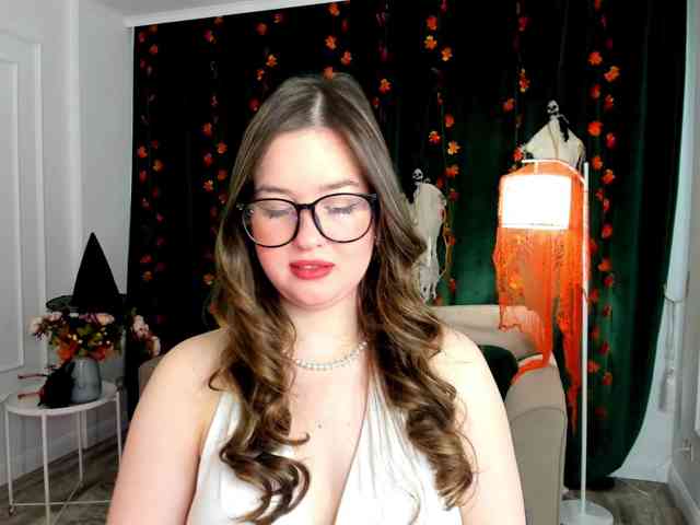 Model: HoneyGlow