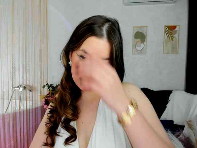 HoneyGlow webcam