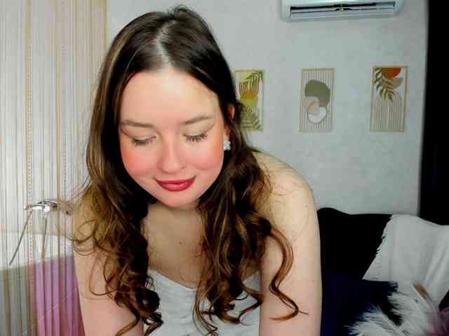 HoneyGlow webcam