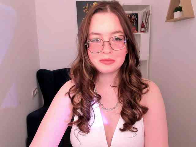 HoneyGlow webcam