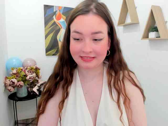 HoneyGlow webcam