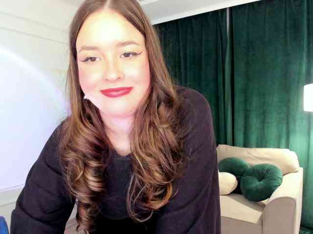 HoneyGlow webcam
