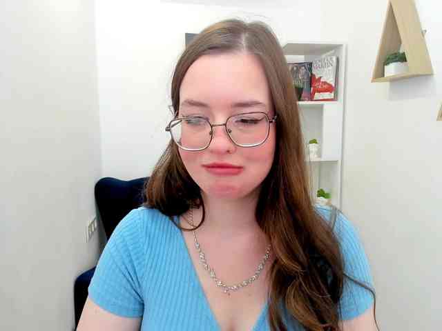 HoneyGlow webcam