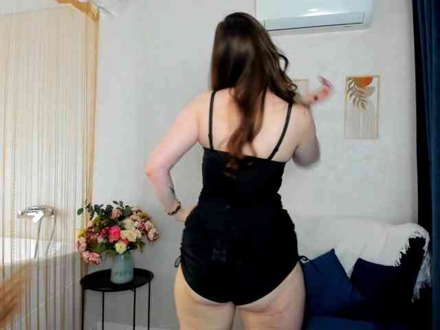 Model: HoneyGlow