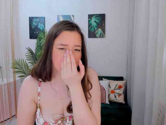 HoneyGlow webcam