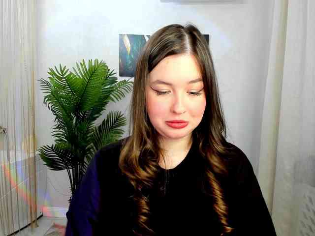 HoneyGlow webcam
