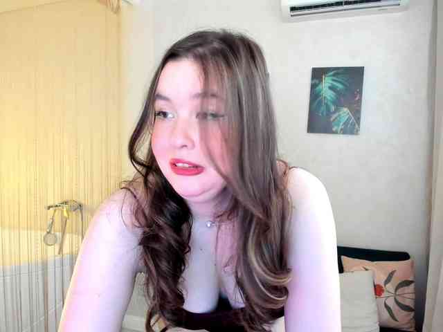 HoneyGlow webcam