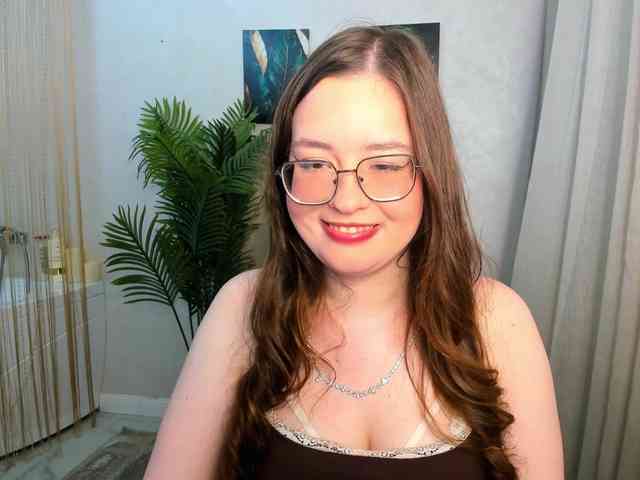 HoneyGlow webcam
