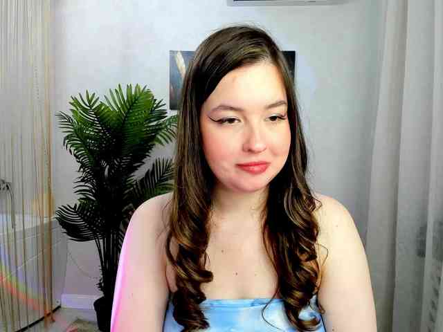 HoneyGlow webcam