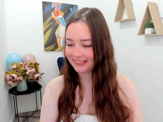 HoneyGlow webcam