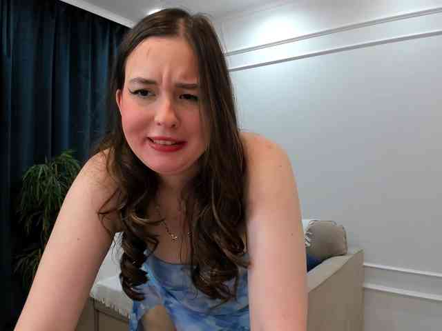 HoneyGlow webcam