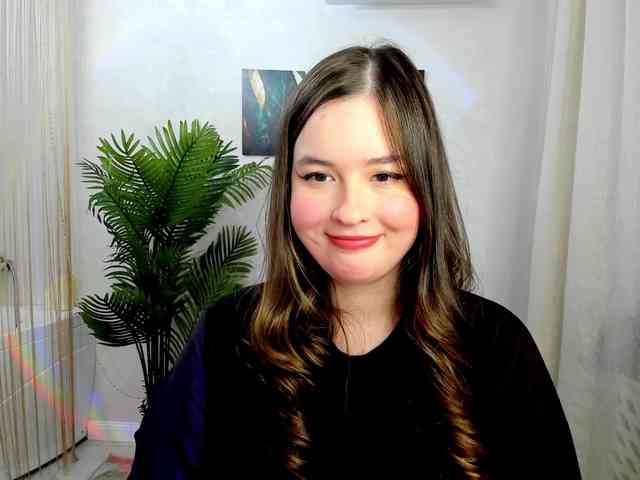 HoneyGlow webcam