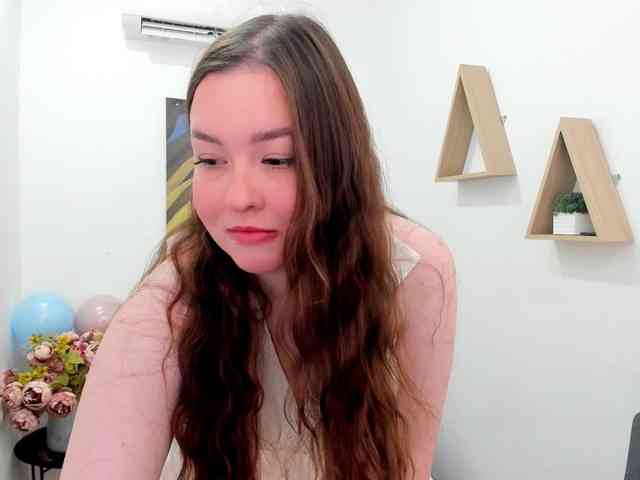 HoneyGlow webcam