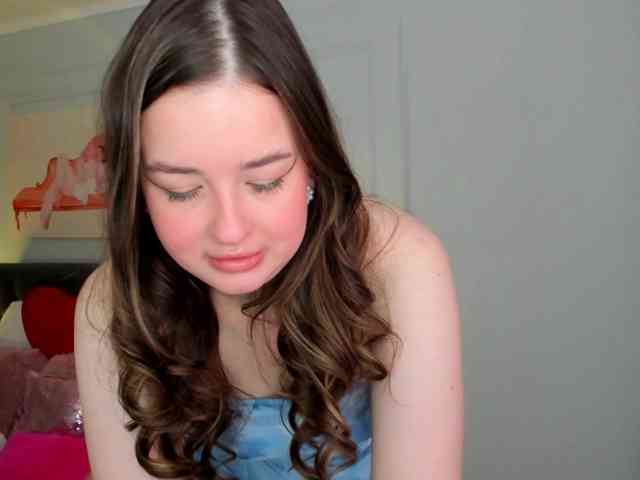 HoneyGlow webcam