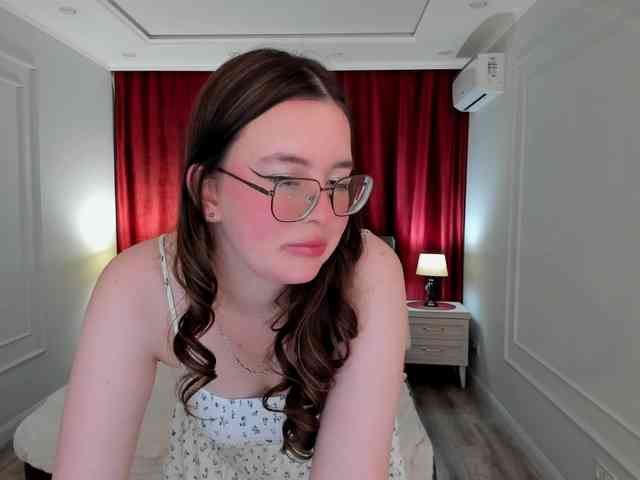 HoneyGlow webcam