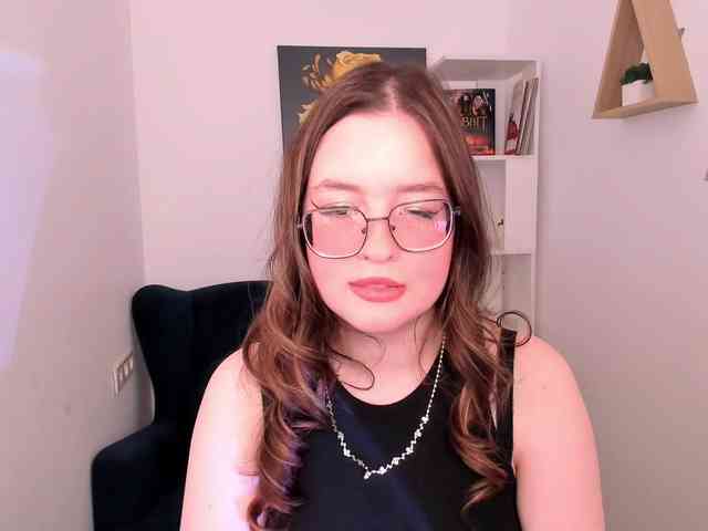 HoneyGlow webcam