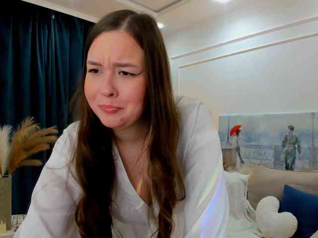 HoneyGlow webcam