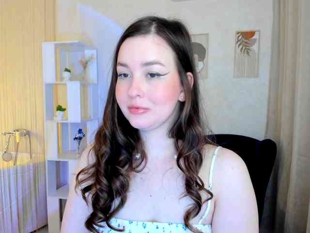 HoneyGlow webcam