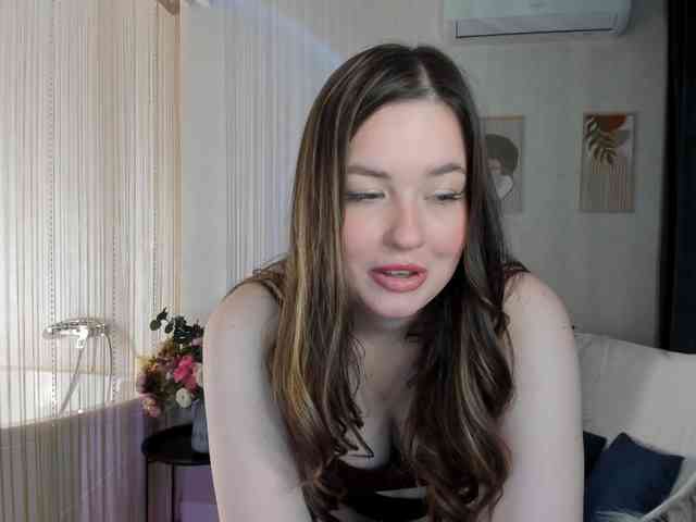 HoneyGlow webcam