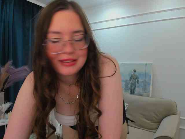 HoneyGlow webcam
