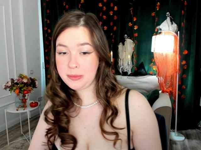 HoneyGlow webcam