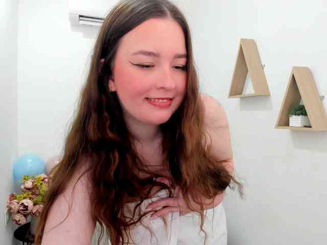HoneyGlow webcam
