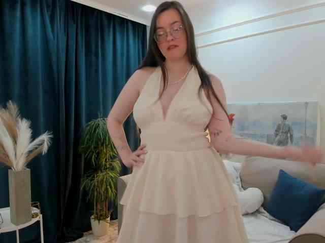 HoneyGlow webcam