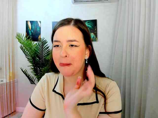 HoneyGlow webcam