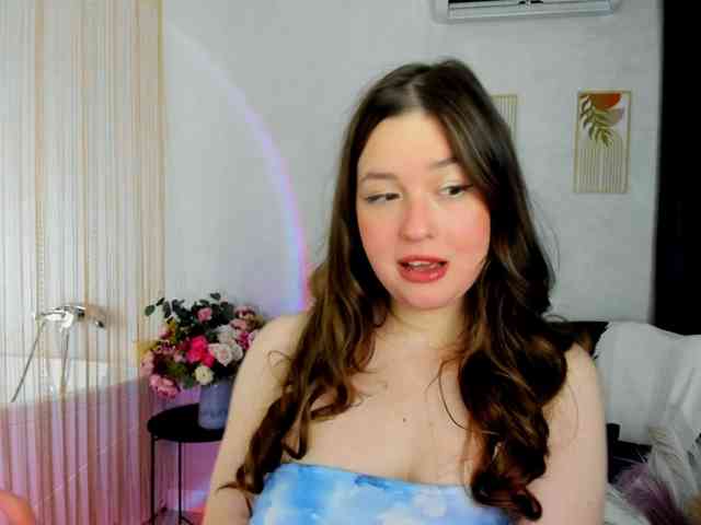 HoneyGlow webcam