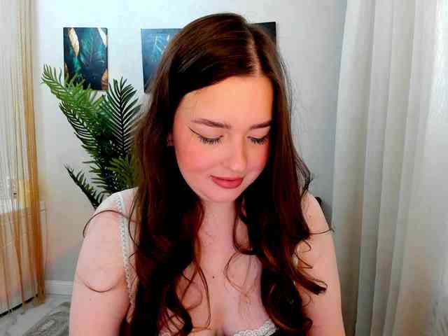 HoneyGlow webcam