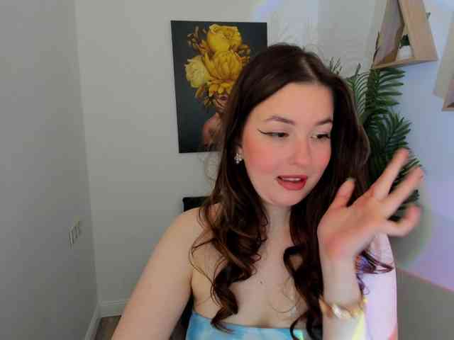 HoneyGlow webcam
