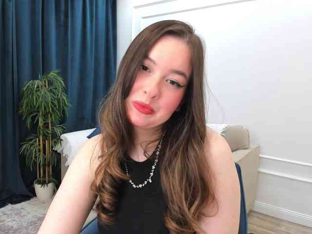 HoneyGlow webcam