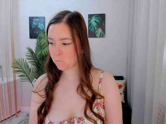 HoneyGlow webcam