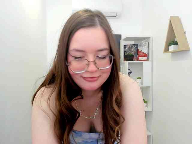 HoneyGlow webcam
