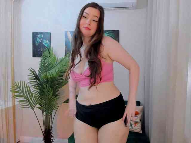 HoneyGlow webcam