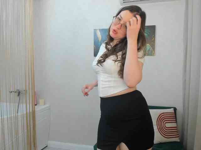 HoneyGlow webcam