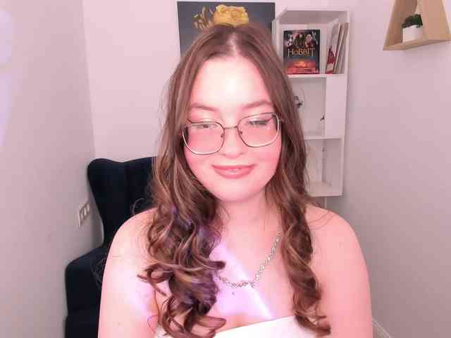 HoneyGlow webcam